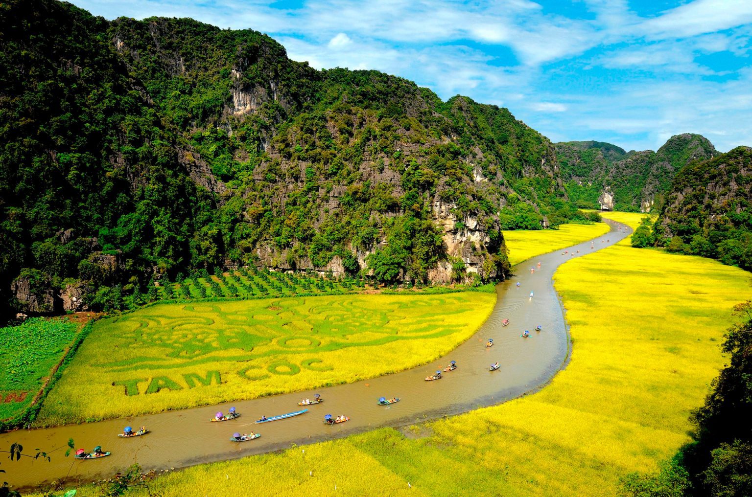 Vietnam Signature Journey North to South – 10 Days Premium Private Tour Led by Women Vietnam Signature Journey North to South – 10 Days Premium Private Tour Led by Women