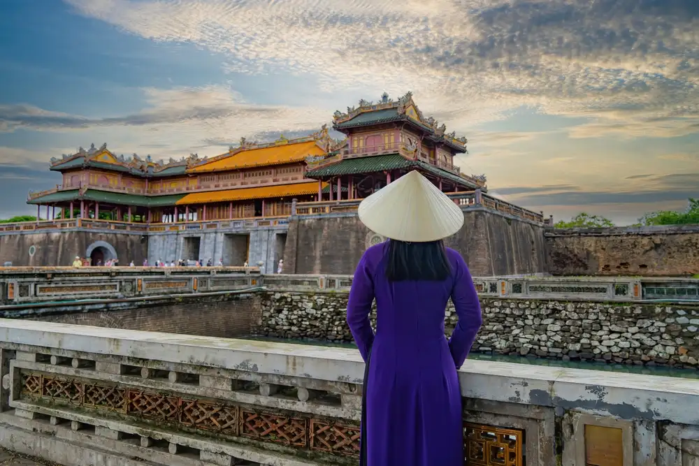 Vietnam Signature Journey North to South – 10 Days Premium Private Tour Led by Women Vietnam Signature Journey North to South – 10 Days Premium Private Tour Led by Women