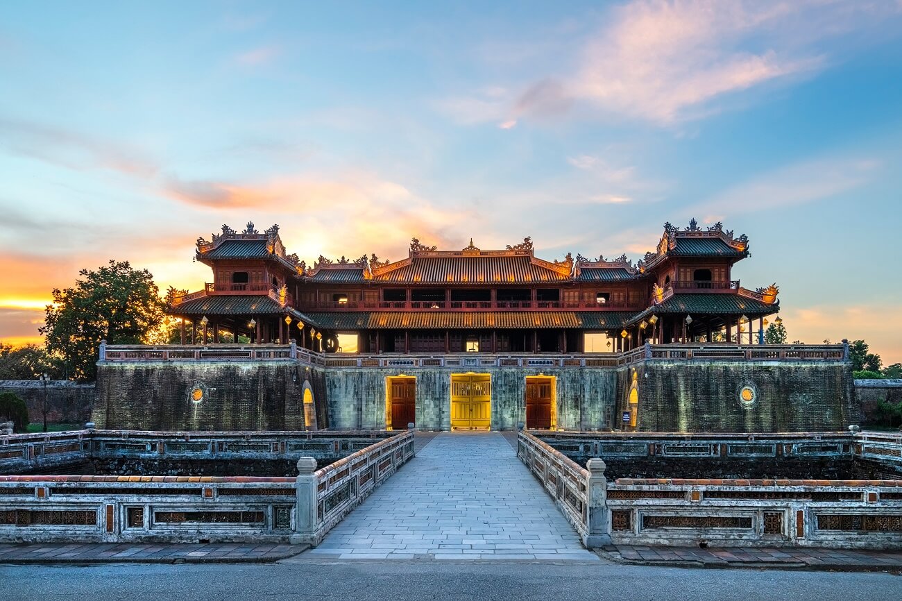 Vietnam Signature Journey North to South – 10 Days Premium Private Tour Led by Women Vietnam Signature Journey North to South – 10 Days Premium Private Tour Led by Women