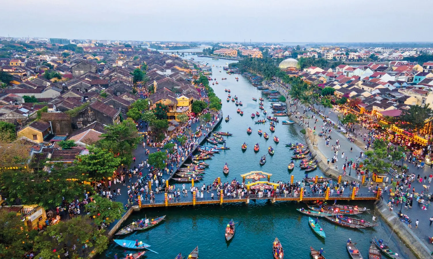 Vietnam Signature Journey North to South – 10 Days Premium Private Tour Led by Women Vietnam Signature Journey North to South – 10 Days Premium Private Tour Led by Women