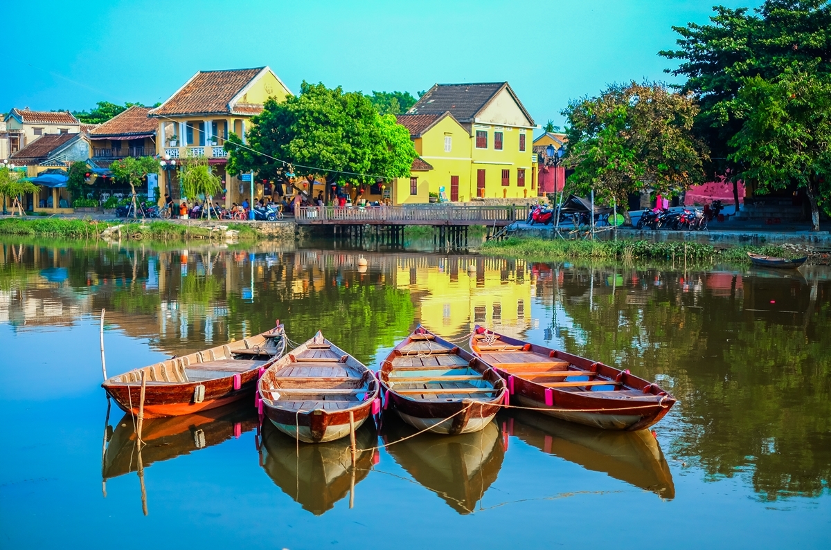 Romantic Vietnam Honeymoon Escape – 14 Days | Premium Private Tour Led By Women Romantic Vietnam Honeymoon Escape – 14 Days | Premium Private Tour Led By Women