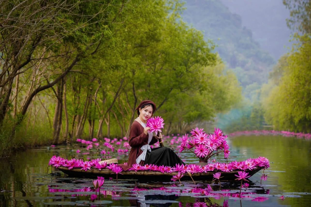 Northern Vietnam Discovery – 4 Days | Premium Private Tour Led By Women Northern Vietnam Discovery – 4 Days | Premium Private Tour Led By Women