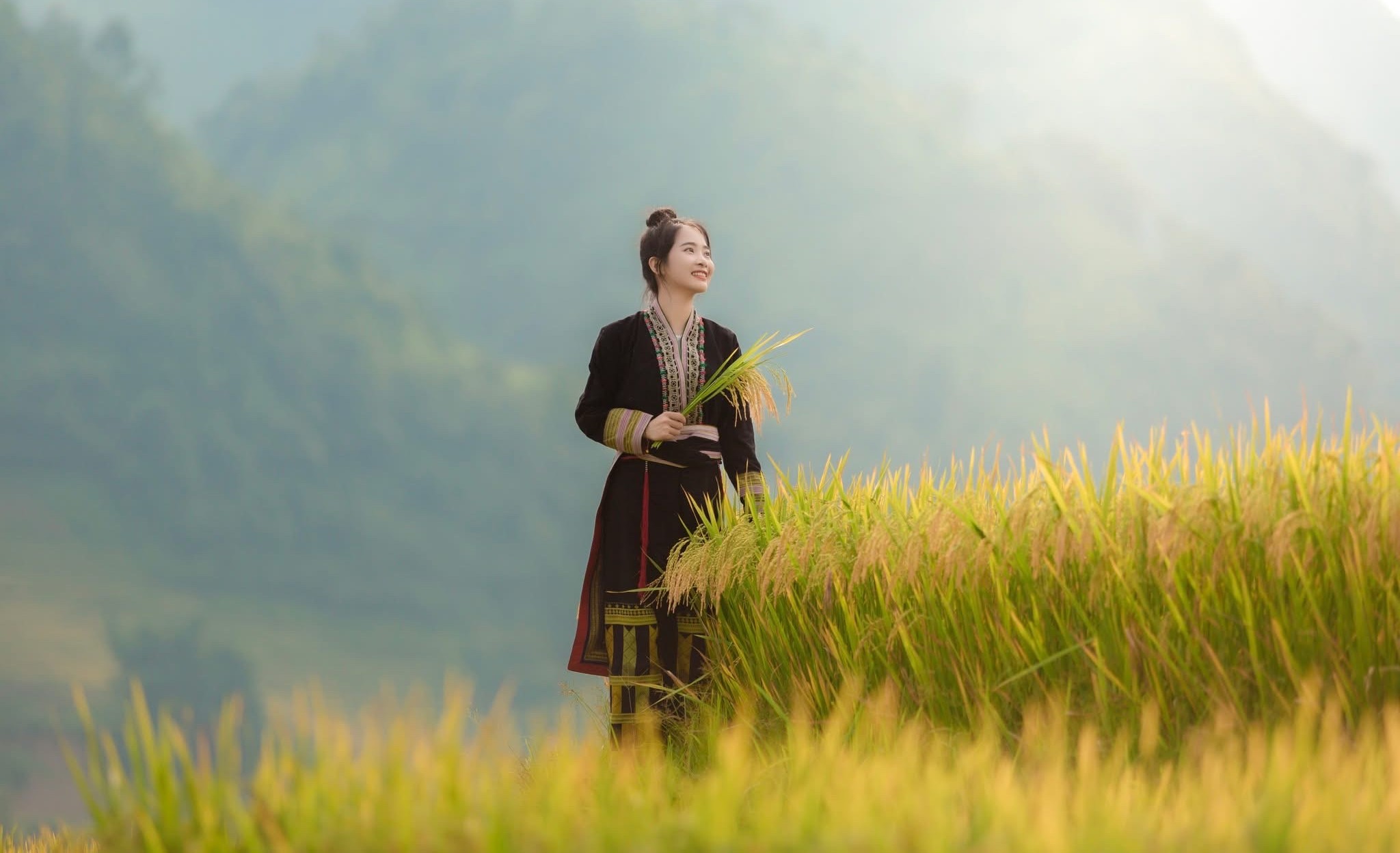 Ha Giang Jeep Adventure 4 Days – Premium Private Jeep Tours Led by Women Ha Giang Jeep Adventure 4 Days – Premium Private Jeep Tours Led by Women